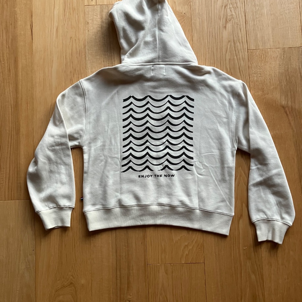 Sol Angeles Enjoy the Now highland hoodie, small NWT - Picture 6 of 6